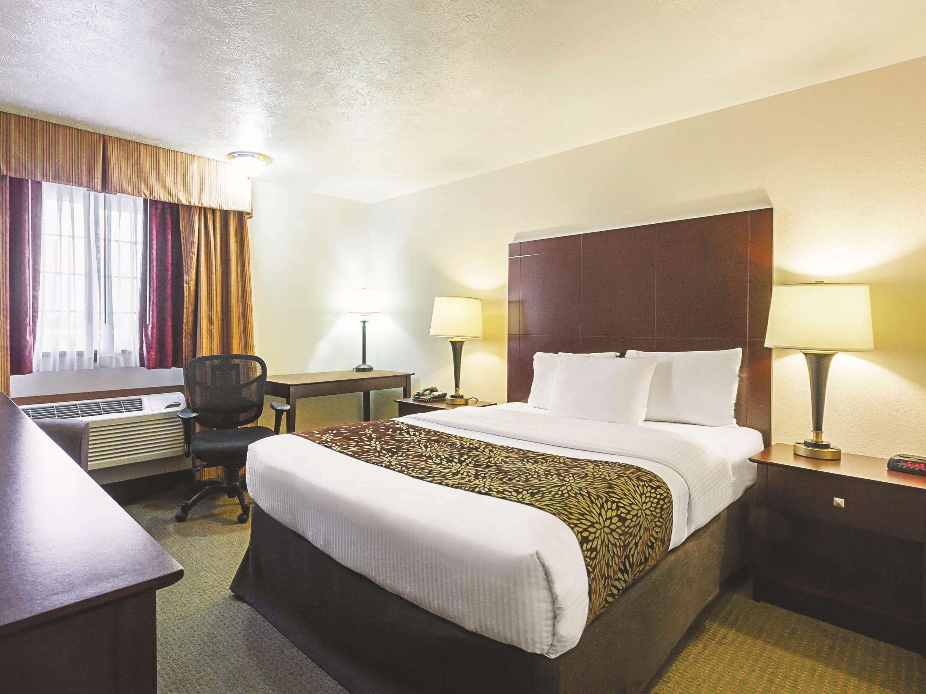 Hotel La Quinta By Wyndham Woodburn Exterior foto